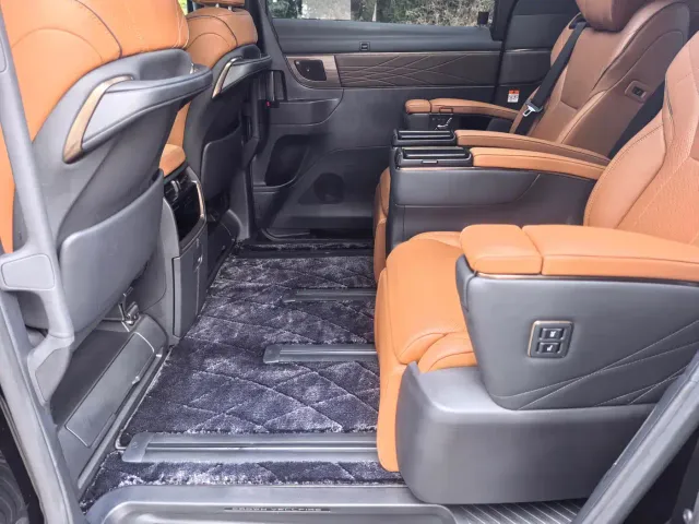 Toyota Vellfire — Фото автомобиля 8