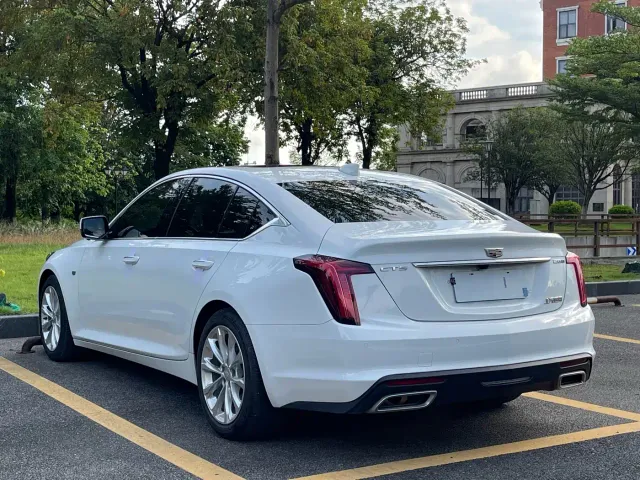 Cadillac CT5 — Фото автомобиля 6