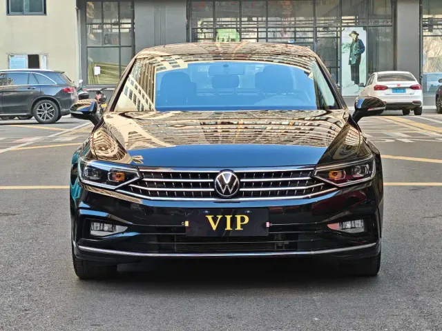 Volkswagen Magotan — Фото автомобиля 2