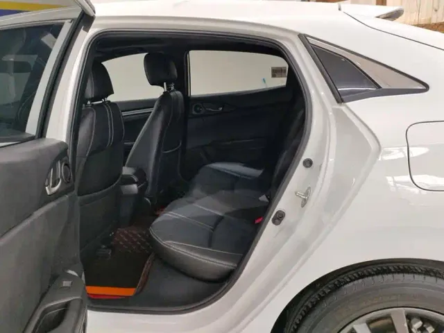 Honda Civic — Фото автомобиля 11