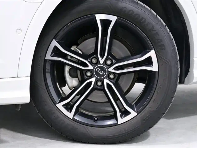 Audi Q3 — Фото автомобиля 17