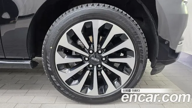 Lincoln Navigator 4th Gen — Фото автомобиля 6