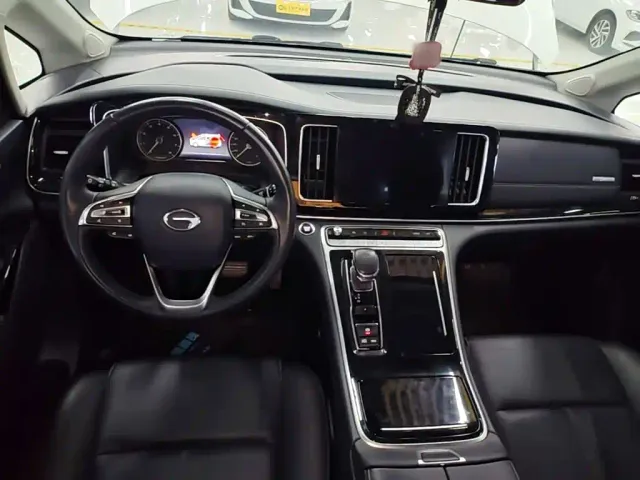GAC Trumpchi M8 — Фото автомобиля 9