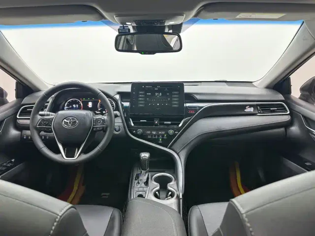 Toyota Camry — Фото автомобиля 17