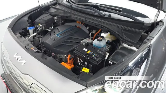 Kia Niro — Фото автомобиля 6