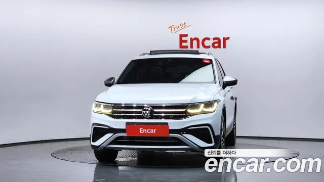 Volkswagen Tiguan — Фото автомобиля 3