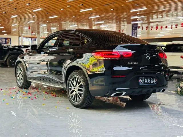 Mercedes-Benz GLC Coupe — Фото автомобиля 17