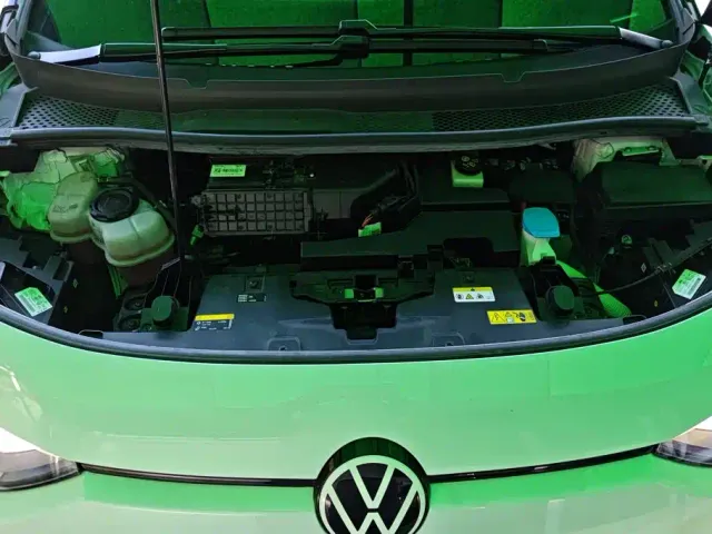 Volkswagen ID.3 — Фото автомобиля 10