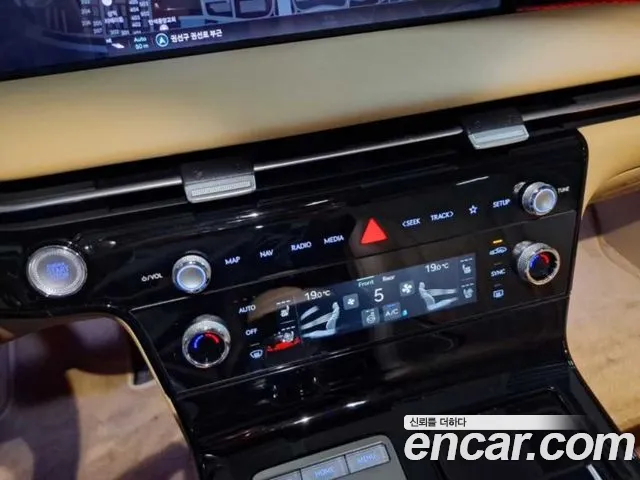 Genesis G80 RG3 — Фото автомобиля 16