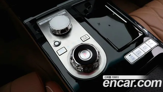 Genesis G80 Бензин 2.5 турбо AWD — Фото автомобиля 7
