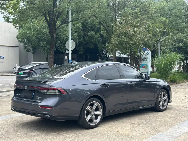 Honda Accord — Фото автомобиля 7