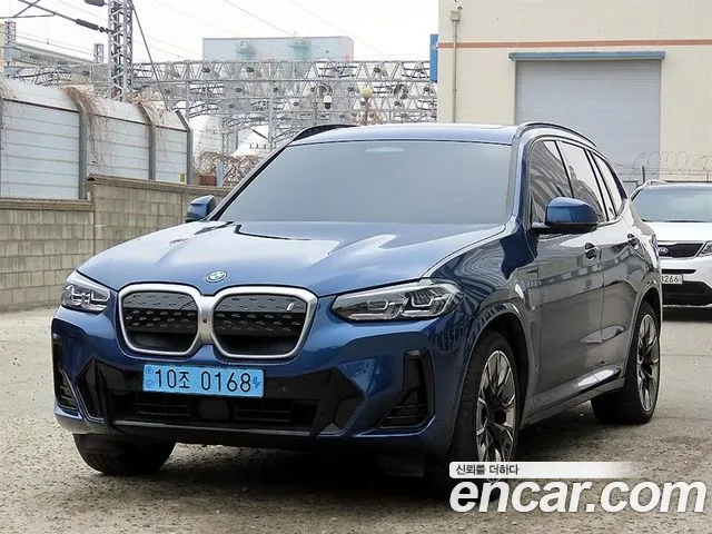 Фотография автомобиля — BMW iX3 G08 (2020–2024)