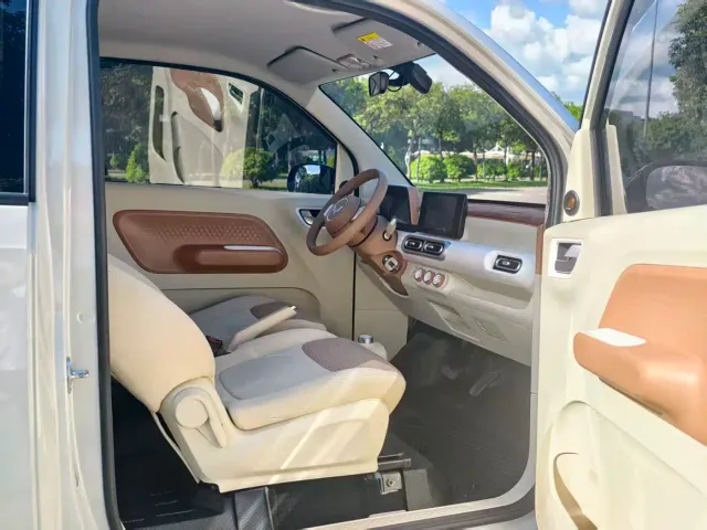Wuling Hongguang Mini EV — Фото автомобиля 13