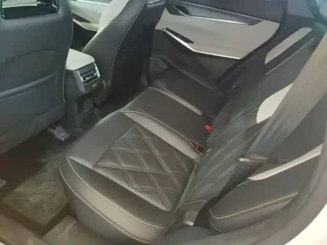 Changan CS75 Plus — Фото автомобиля 16