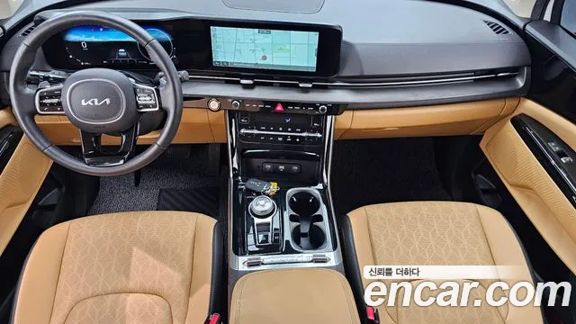Kia Carnival Generation 4 — Фото автомобиля 10