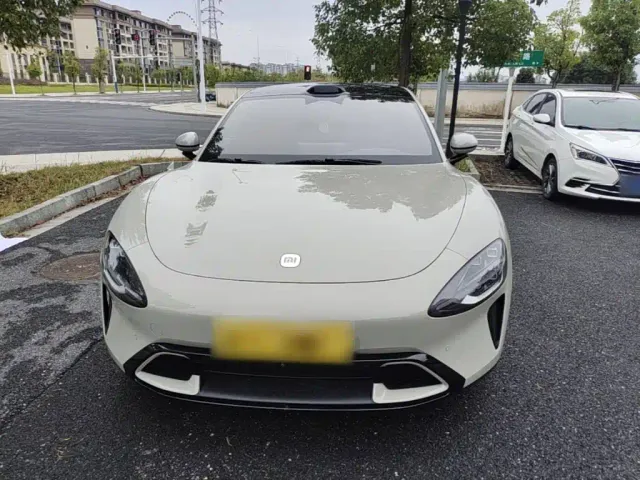 Xiaomi SU7 — Фото автомобиля 2
