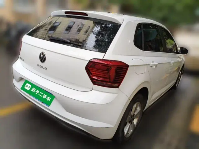 Volkswagen Polo — Фото автомобиля 4