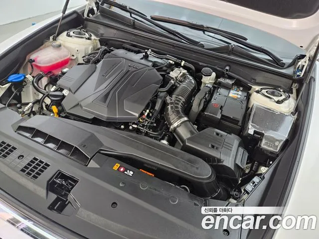 Hyundai Grandeur GN7 — Фото автомобиля 6