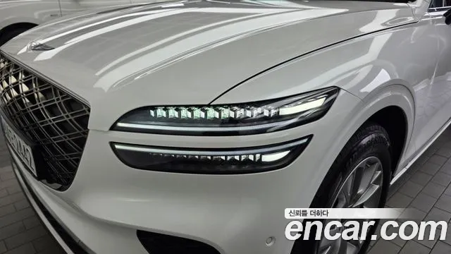 Genesis GV70 — Фото автомобиля 22