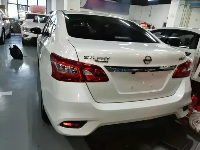 Nissan Sylphy — Фото автомобиля 5