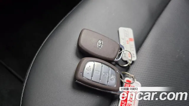 Hyundai Casper Casper Essential — Фото автомобиля 30