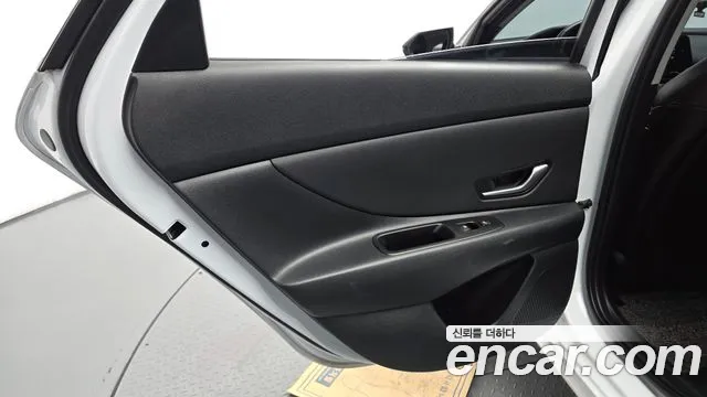 Hyundai Avante CN7 — Фото автомобиля 14