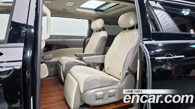 Kia Carnival 4th Gen — Фото автомобиля 17