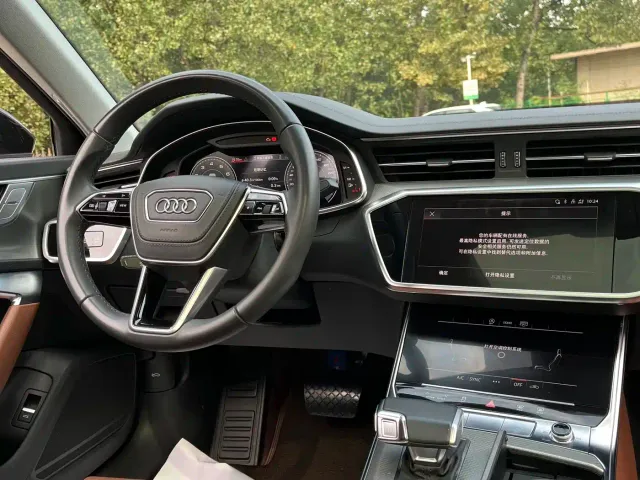 Audi A6L — Фото автомобиля 10