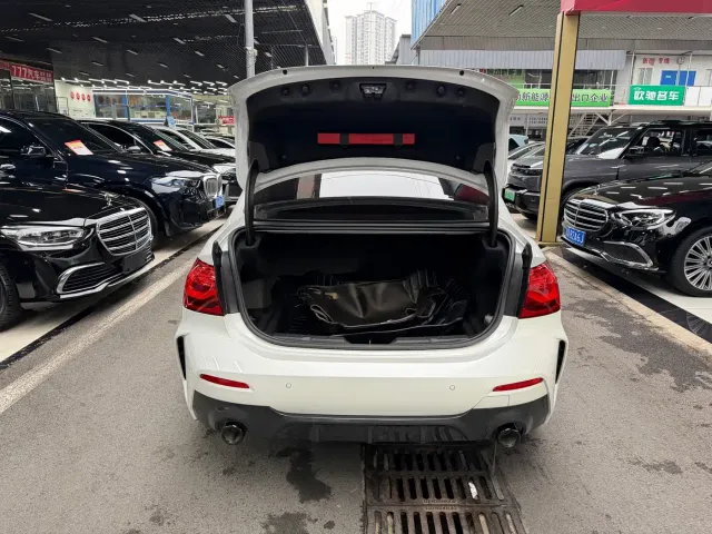 BMW 1 Series — Фото автомобиля 20