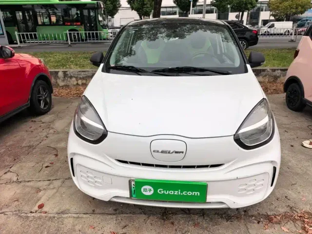 Roewe Clever — Фото автомобиля 2