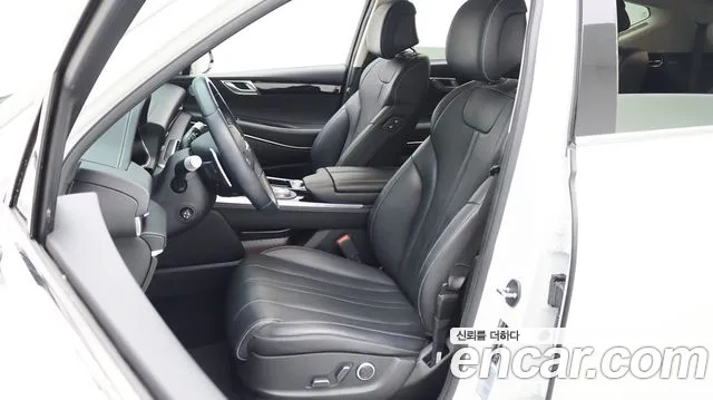 Genesis GV80 — Фото автомобиля 16