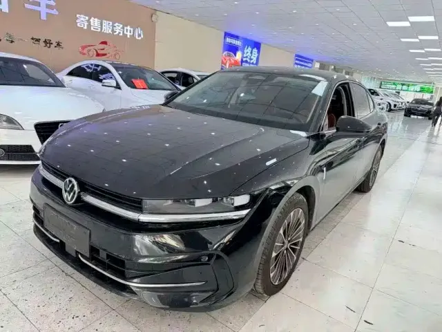 Фотография автомобиля — Volkswagen Magotan