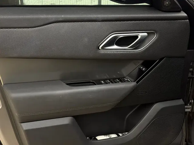 Land Rover Range Rover Velar — Фото автомобиля 9