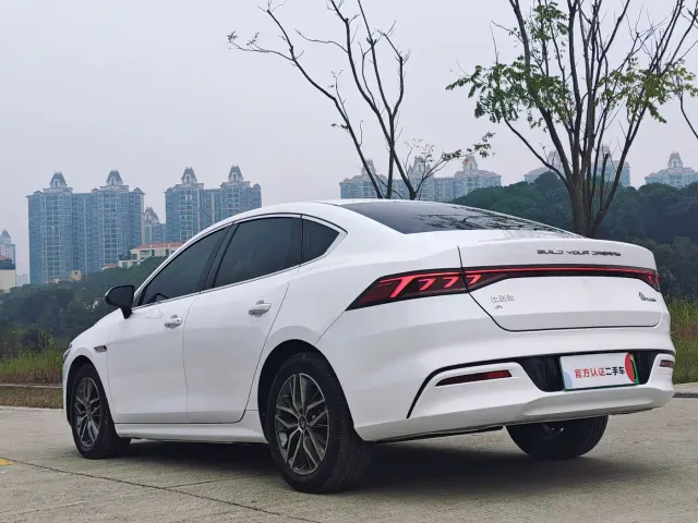 BYD Qin PLUS — Фото автомобиля 8