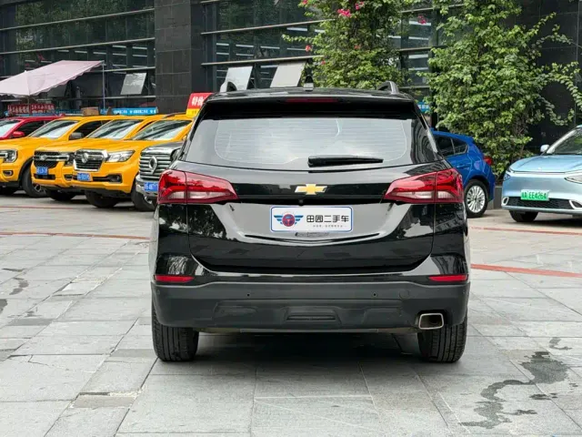 Chevrolet Equinox — Фото автомобиля 5