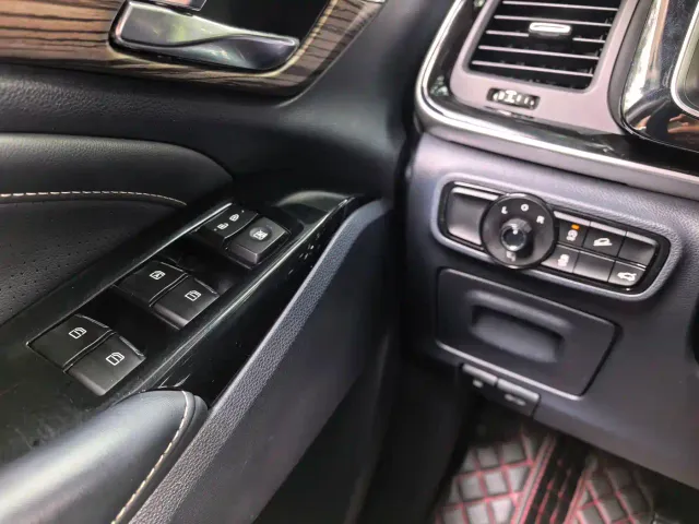 GAC Trumpchi M8 — Фото автомобиля 16