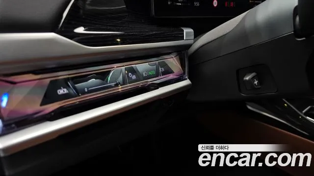BMW 7-Series 7 серия (G70) 740i xDrive M Sport — Фото автомобиля 19