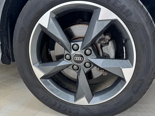 Audi Q3 — Фото автомобиля 7
