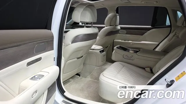 Genesis G90 RS4 — Фото автомобиля 11