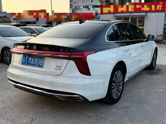 Hongqi H5 — Фото автомобиля 11