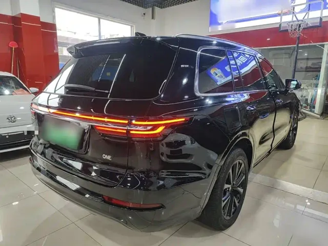 Li Auto ONE — Фото автомобиля 6