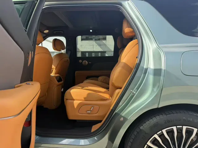 IM Motors LS8 — Фото автомобиля 6