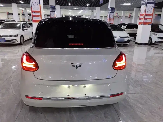 Wuling Bingo — Фото автомобиля 5