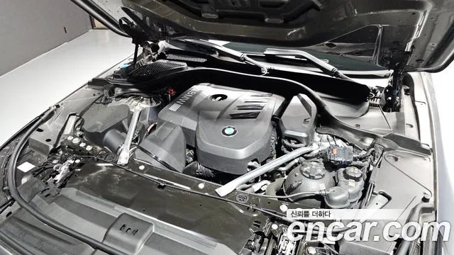 BMW 5 Series G60 — Фото автомобиля 6