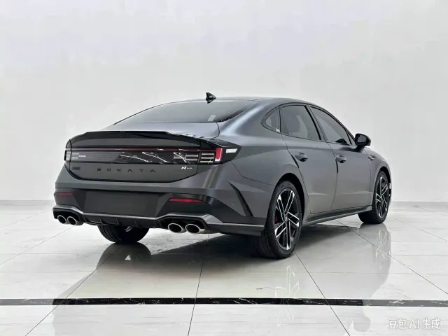 Hyundai Sonata — Фото автомобиля 4