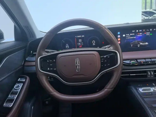 Lincoln Z — Фото автомобиля 15