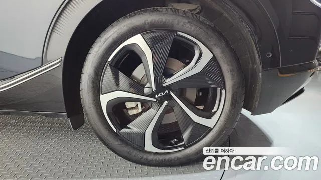 Kia EV6 — Фото автомобиля 20