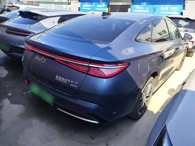 BYD Seal 07 DM-i — Фото автомобиля 6