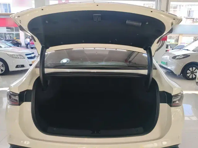 BYD Seal 06 — Фото автомобиля 18
