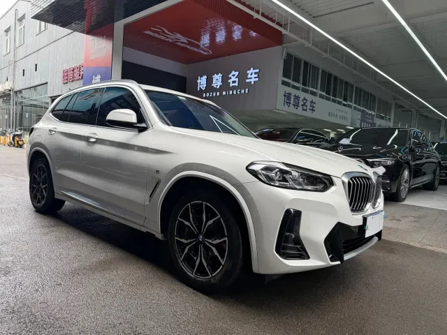 BMW X3 — Фото автомобиля 3